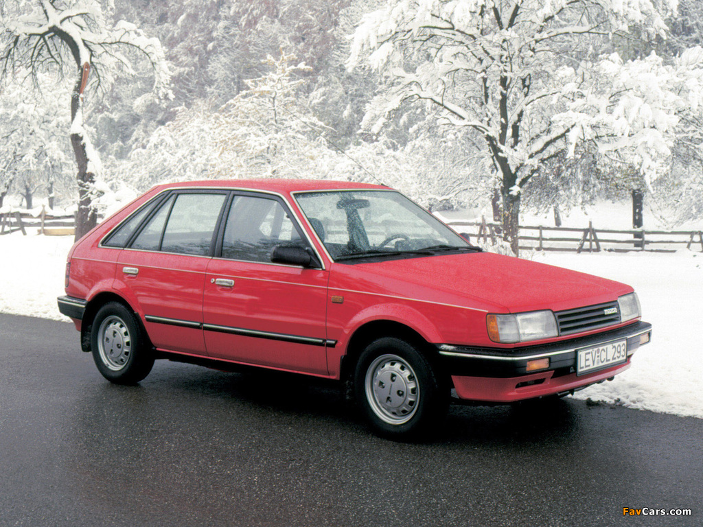 Photos of Mazda 323 5-door (BF) 1985–89 (1024 x 768)