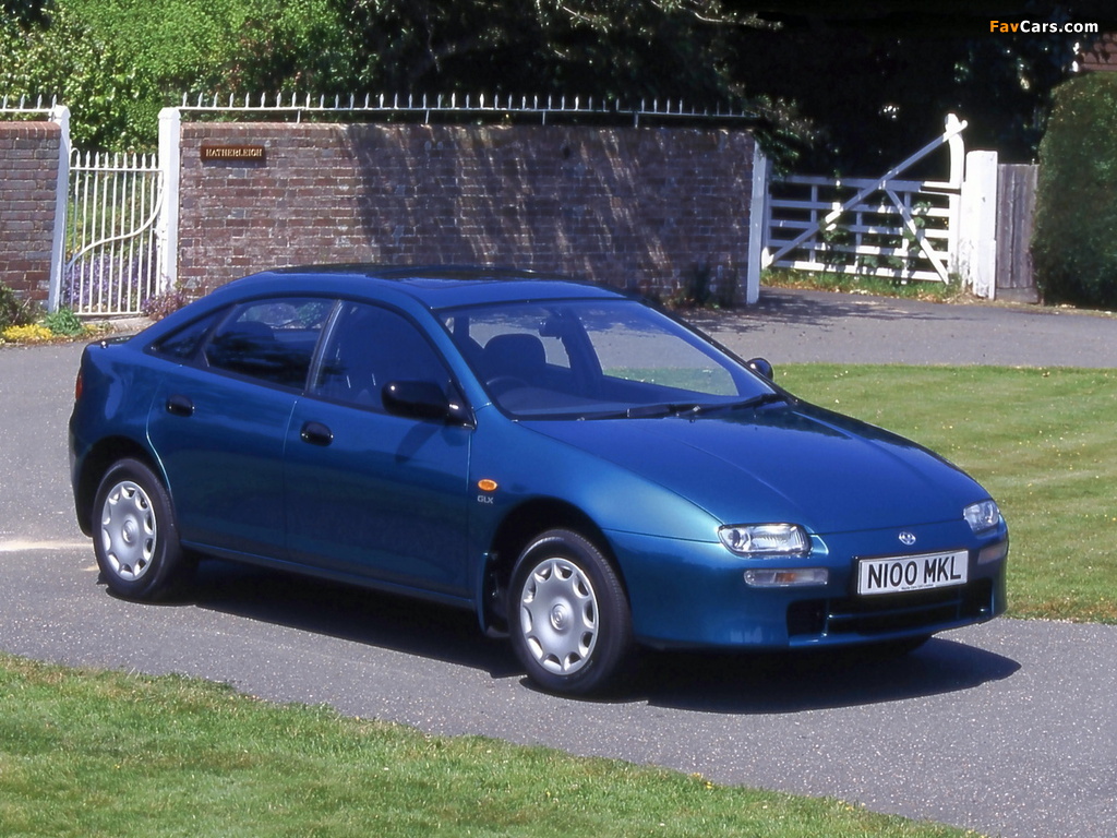 Photos of Mazda 323 F UK-spec (BA) 1994–98 (1024 x 768)