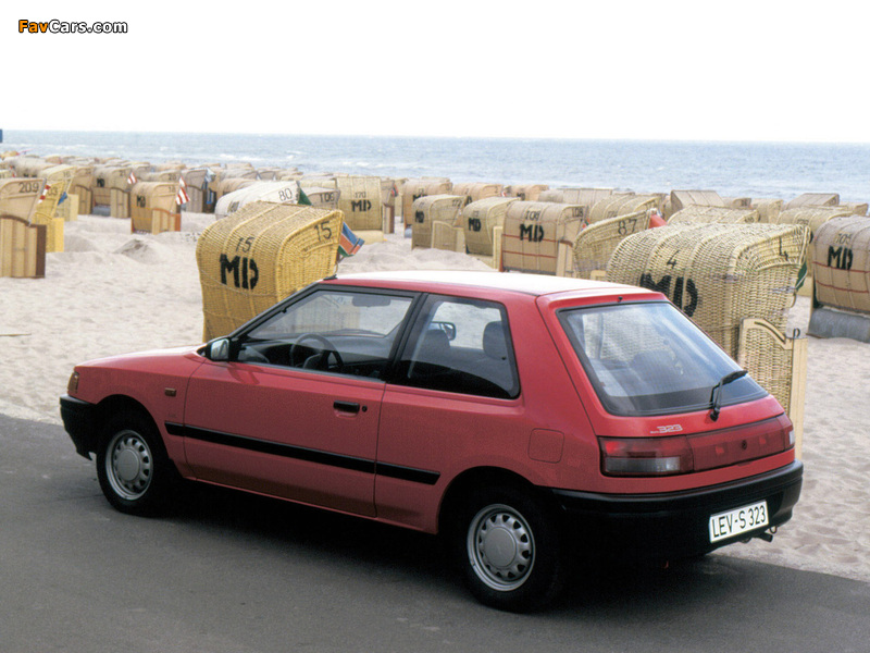 Pictures of Mazda 323 3-door (BG) 1989–94 (800 x 600)