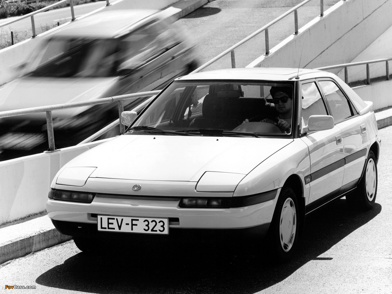 Pictures of Mazda 323 F (BG) 1989–94 (1280 x 960)