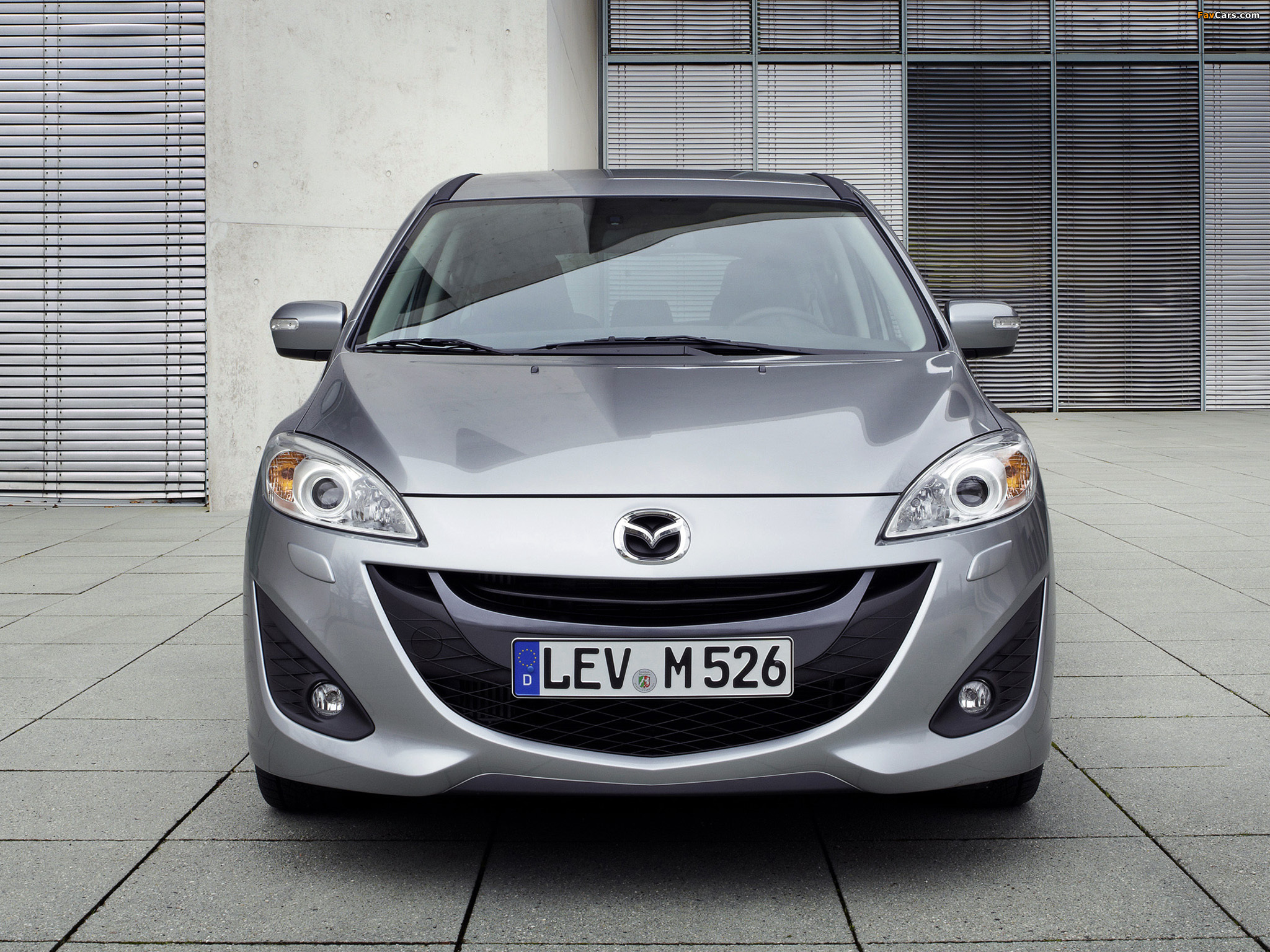 Images of Mazda5 (CW) 2013 (2048 x 1536)
