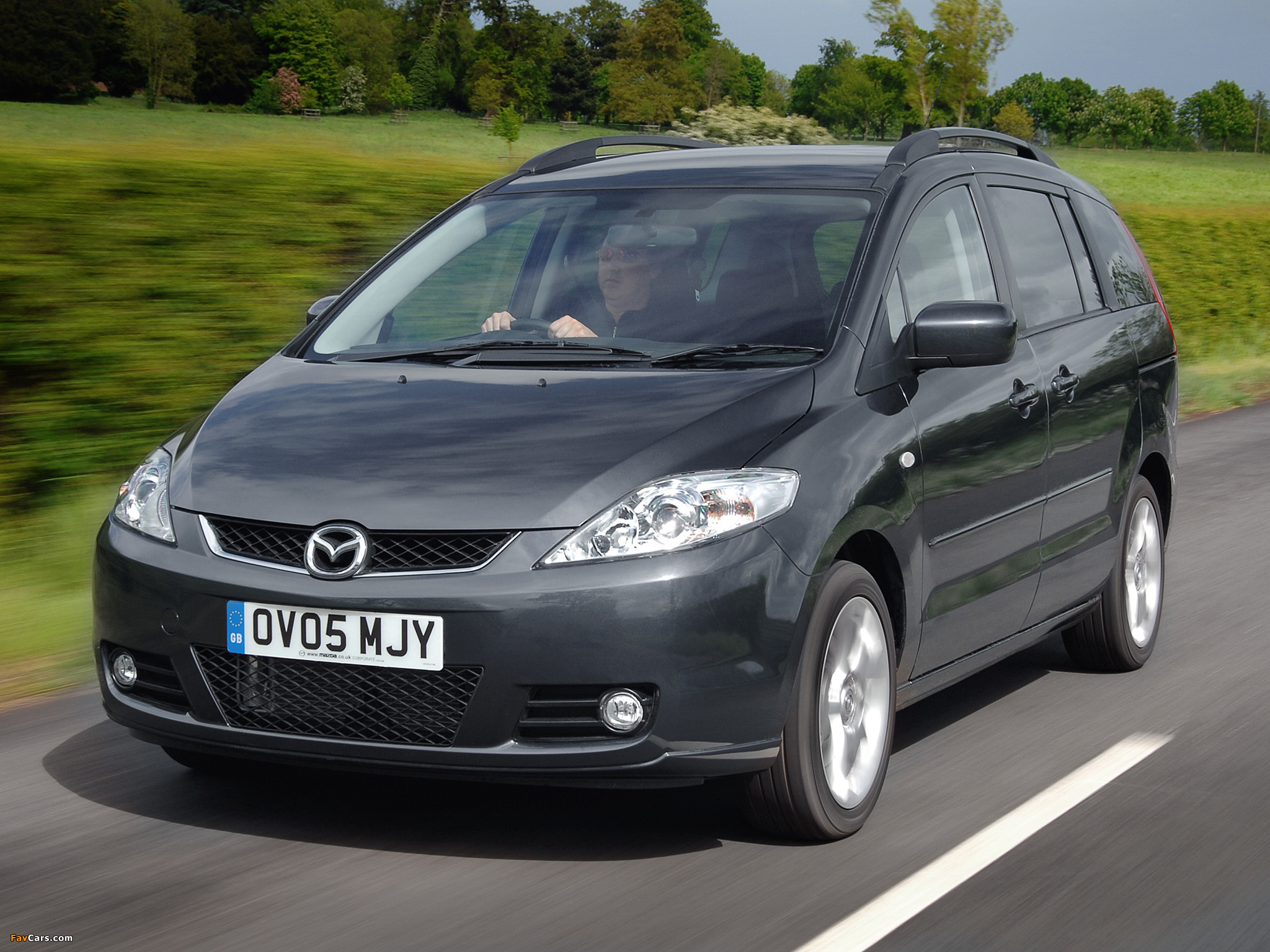 Mazda 5 UK-spec 2005–08 pictures (2048 x 1536)