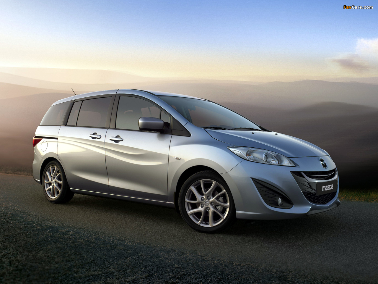 Mazda 5 2010 wallpapers (1280 x 960)