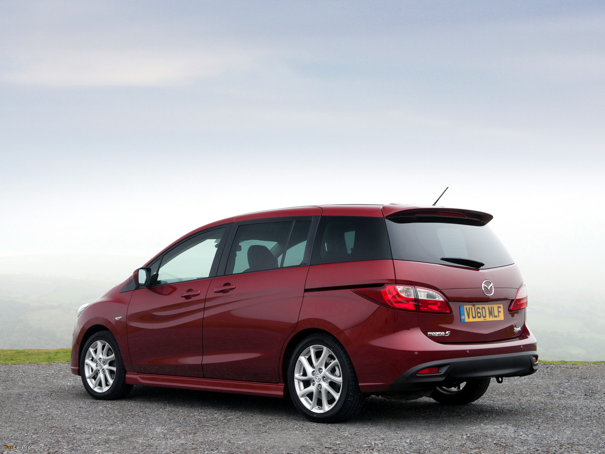 Mazda5 Sport UK-spec (CW) 2010–13 wallpapers (2048 x 1536)