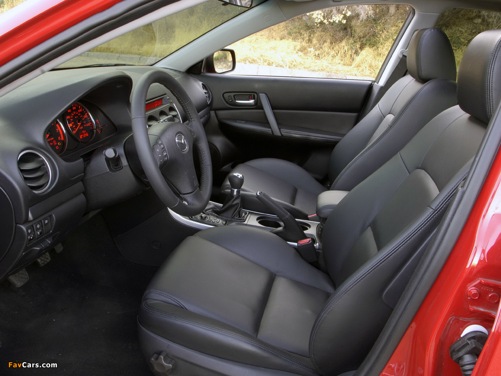 Mazda6 Sport Hatchback US-spec (GG) 2005–07 images (1024 x 768)