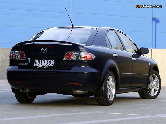 Mazda6 Hatchback AU-spec (GG) 2005–07 photos (640 x 480)