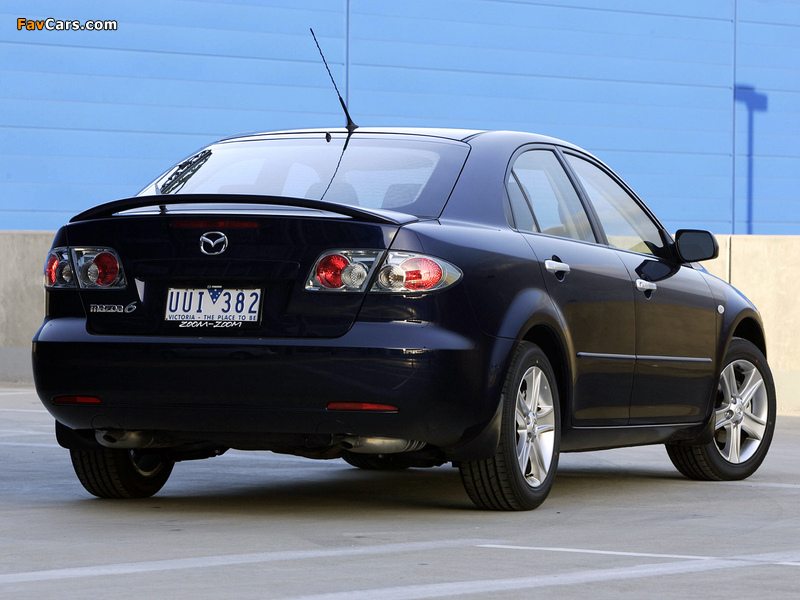 Mazda6 Hatchback AU-spec (GG) 2005–07 photos (800 x 600)