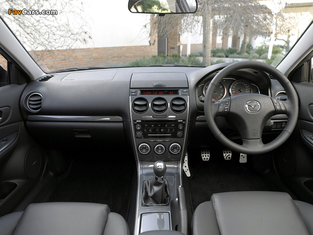 Mazda6 Sport Hatchback AU-spec (GG) 2005–07 pictures (640 x 480)