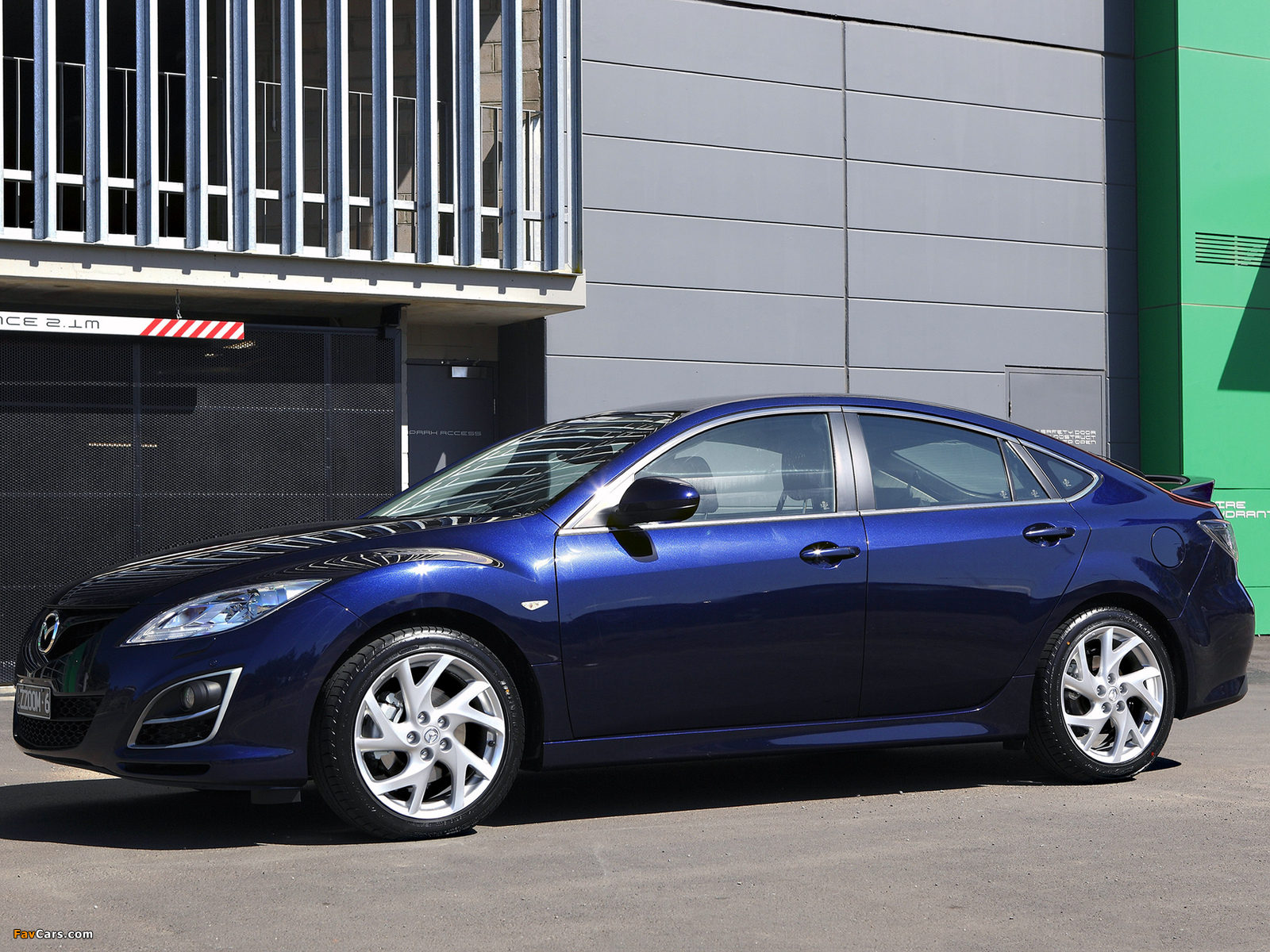 Mazda 6 Hatchback AU-spec 2010 photos (1600 x 1200)