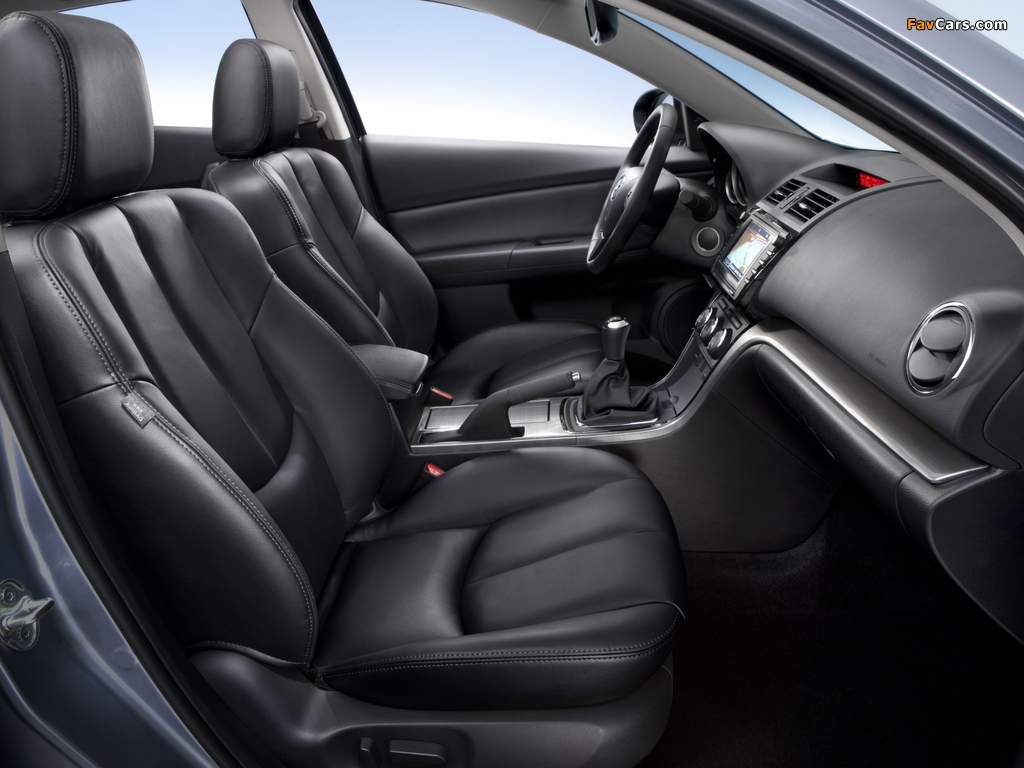 Mazda6 Hatchback (GH) 2010–12 pictures (1024 x 768)