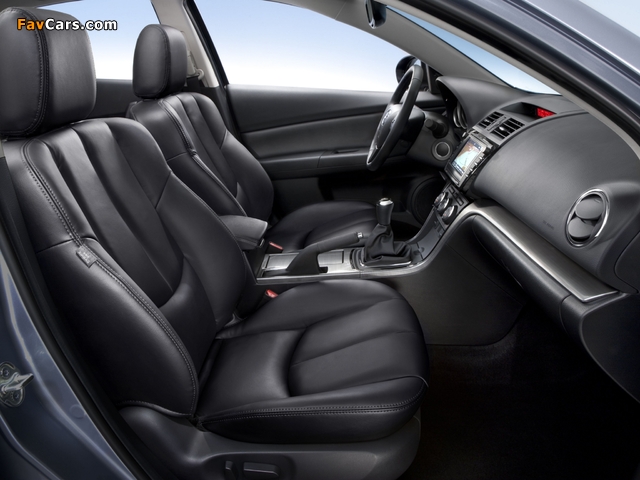 Mazda6 Hatchback (GH) 2010–12 pictures (640 x 480)