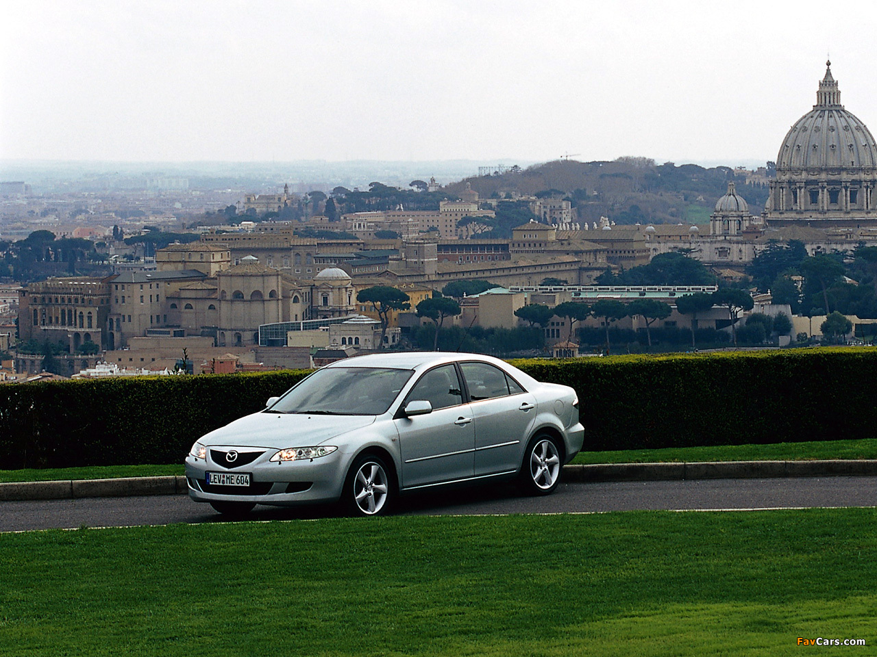 Photos of Mazda 6 Sedan 2002–04 (1280 x 960)