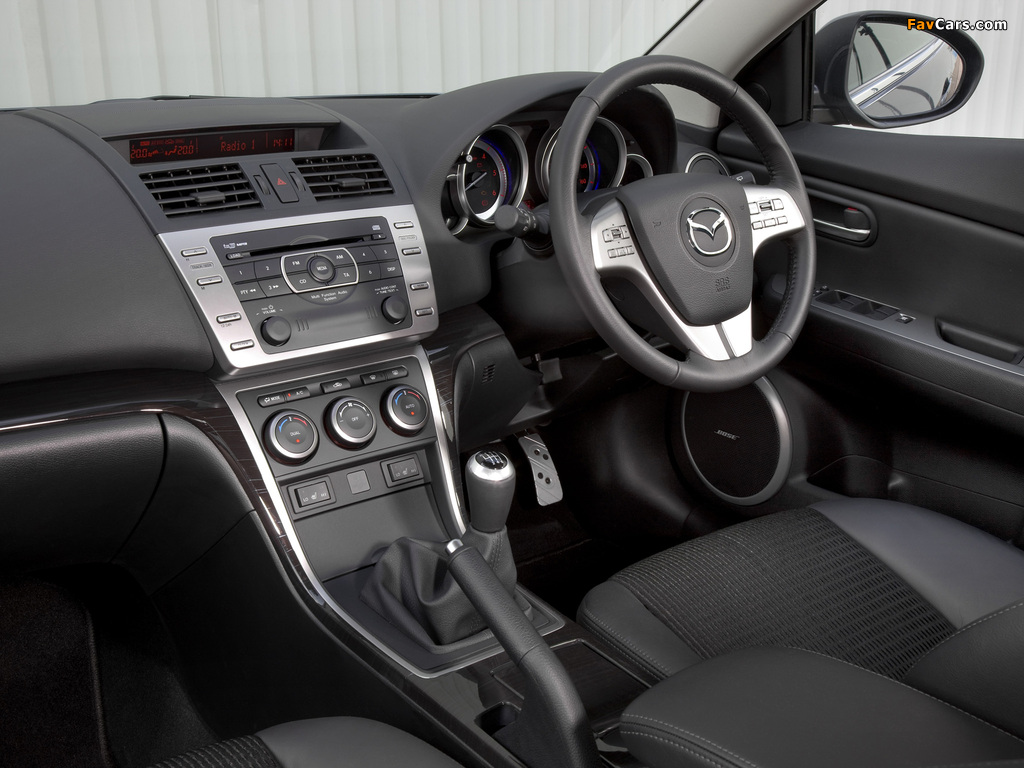 Photos of Mazda6 Hatchback UK-spec (GH) 2007–10 (1024 x 768)