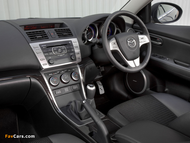 Photos of Mazda6 Hatchback UK-spec (GH) 2007–10 (640 x 480)