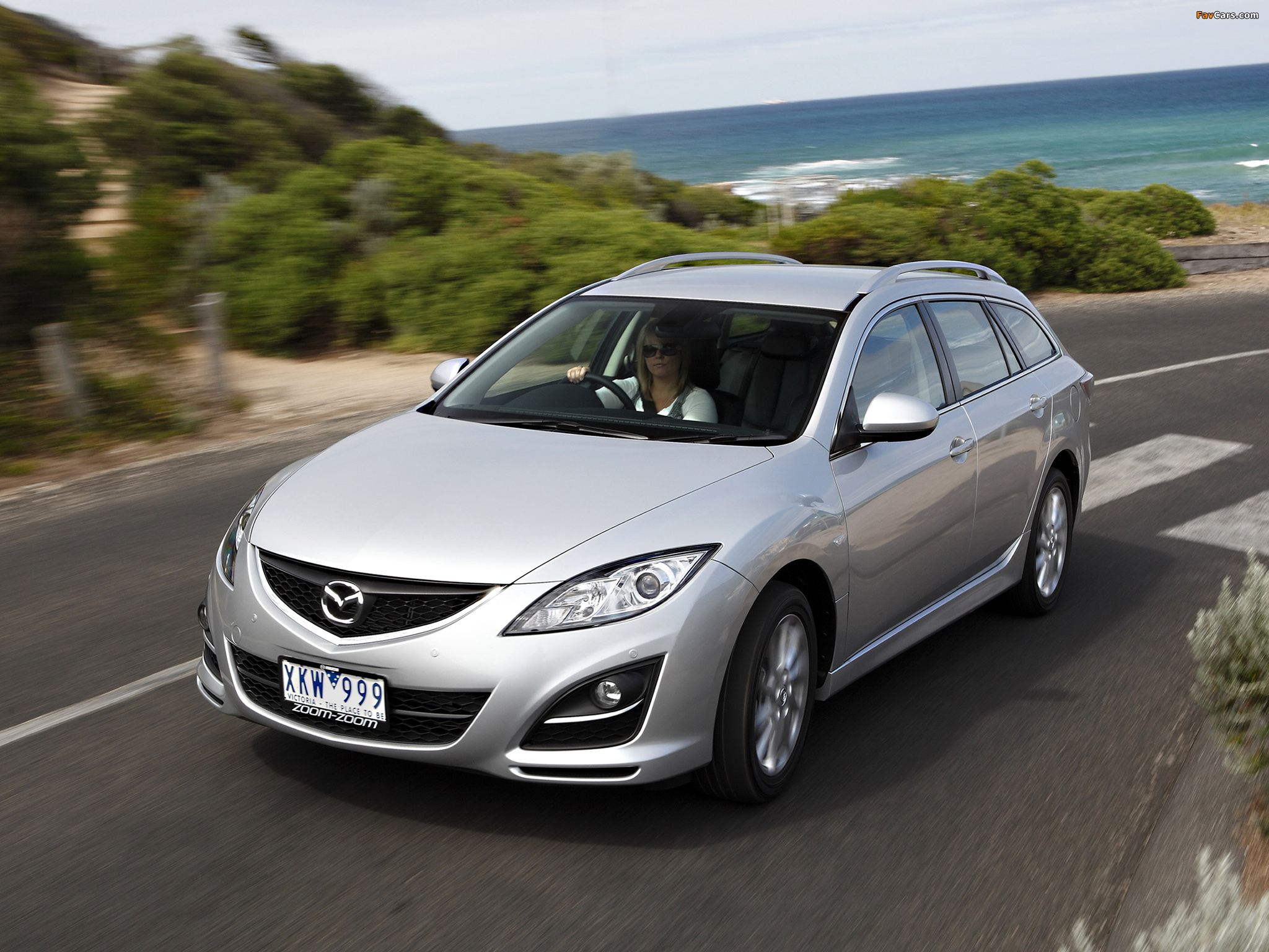 Photos of Mazda6 Wagon AU-spec (GH) 2010–12 (2048 x 1536)