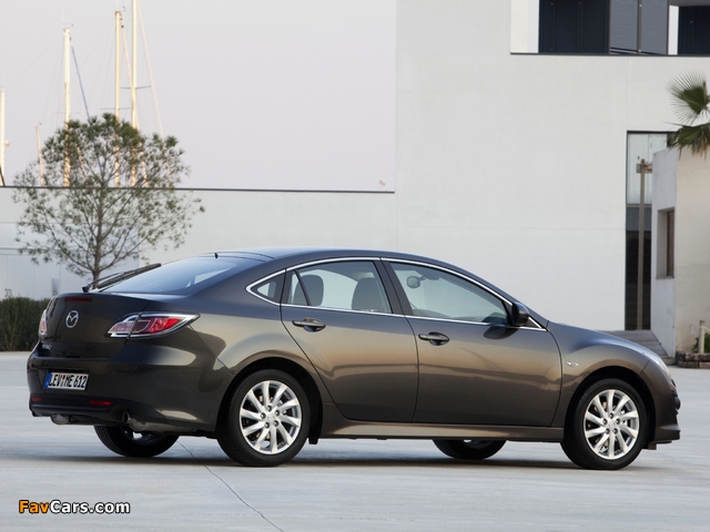 Photos of Mazda6 Hatchback (GH) 2010–12 (640 x 480)