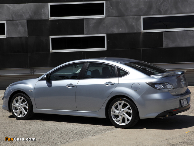 Photos of Mazda 6 Hatchback AU-spec 2010 (640 x 480)