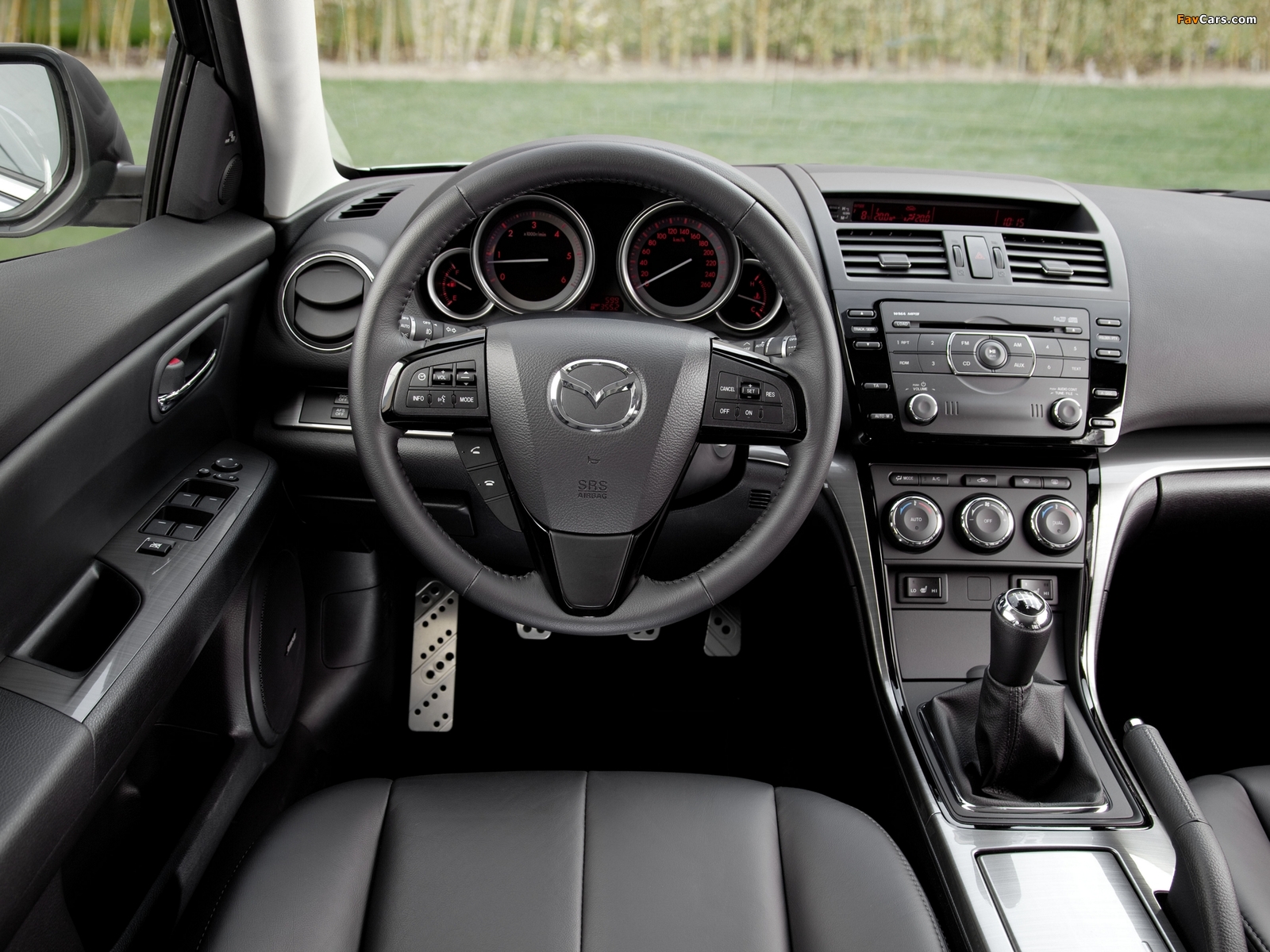 Photos of Mazda6 Hatchback (GH) 2010–12 (1600 x 1200)