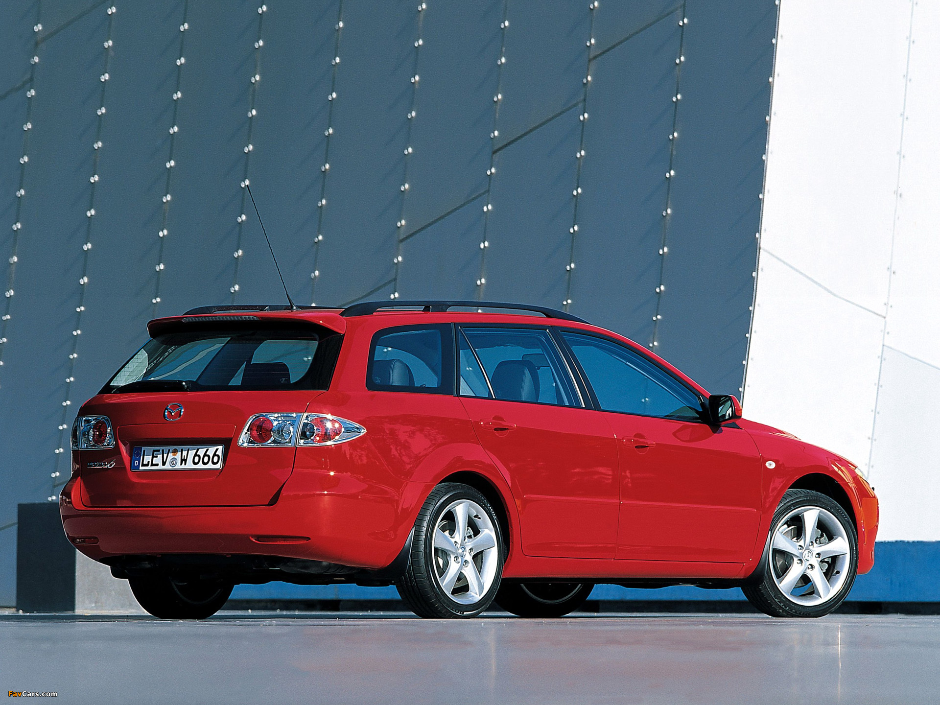 Pictures of Mazda 6 Wagon 2002–05 (1920 x 1440)