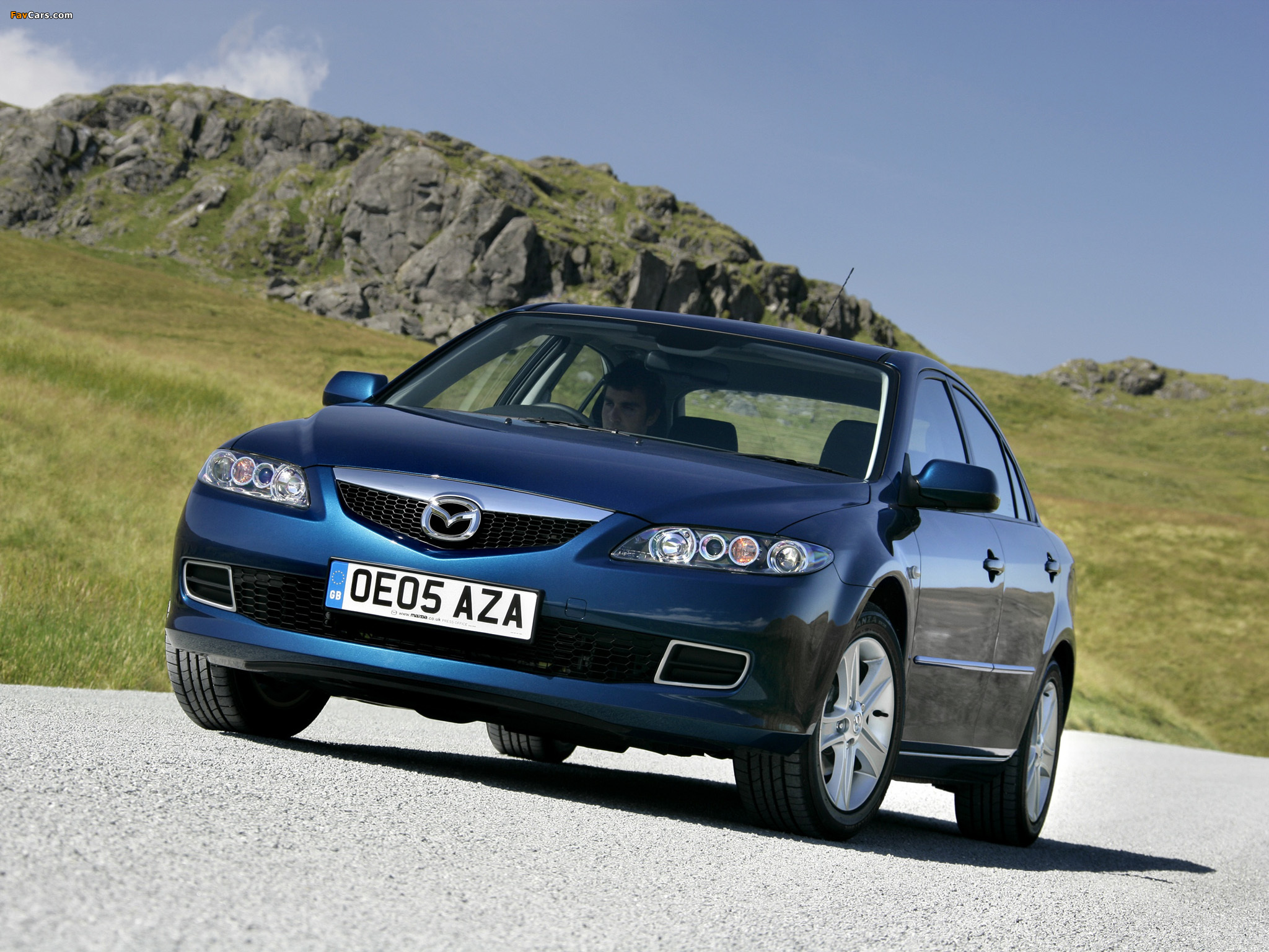 Mazda6 Hatchback UK-spec (GG) 2005–07 wallpapers (2048 x 1536)