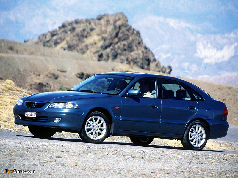 Images of Mazda 626 Hatchback (GF) 1999–2002 (800 x 600)