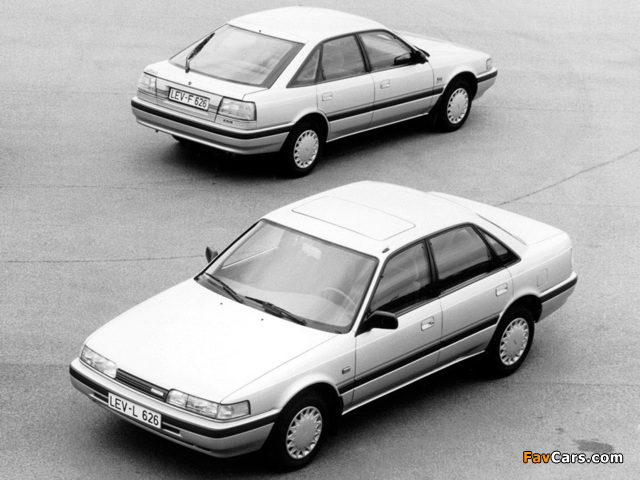 Images of Mazda 626 Sedan (GD) & 626 Hatchback (GD) (640 x 480)