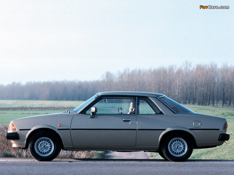 Mazda 626 Coupe (CB) 1978–82 pictures (800 x 600)