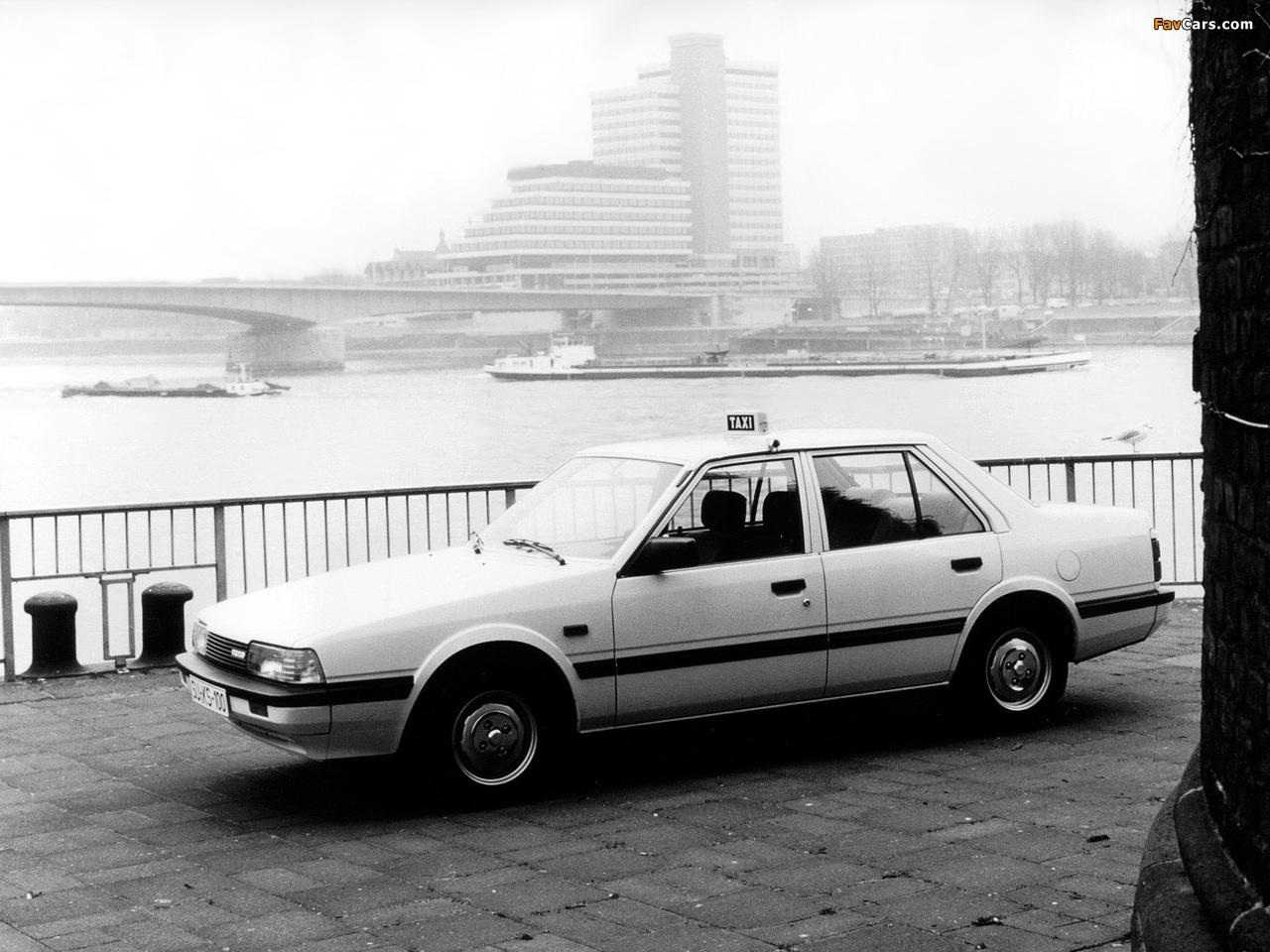 Mazda 626 Sedan (GC) 1982–87 pictures (1280 x 960)