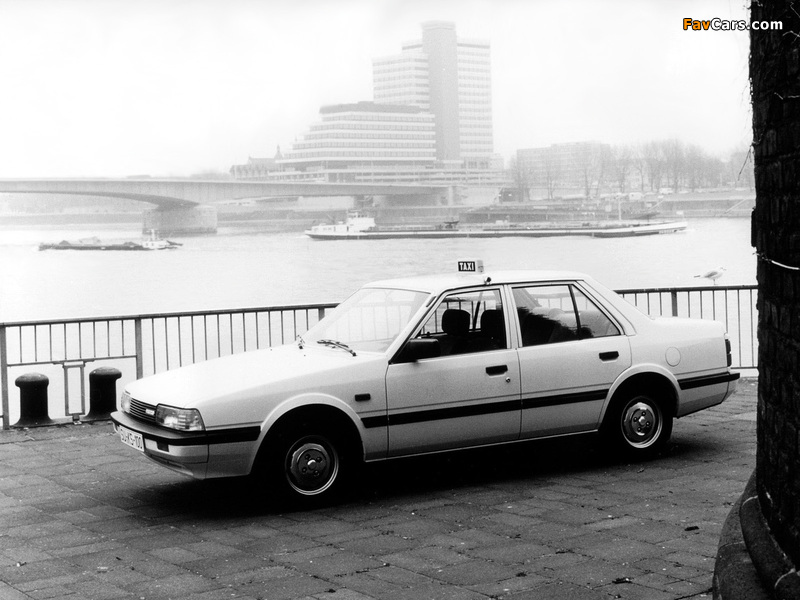 Mazda 626 Sedan (GC) 1982–87 pictures (800 x 600)