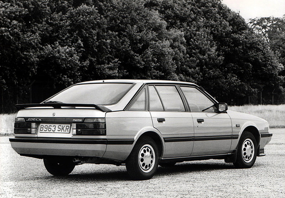 Mazda 626 Hatchback UK-spec (GC) 1983–87 photos