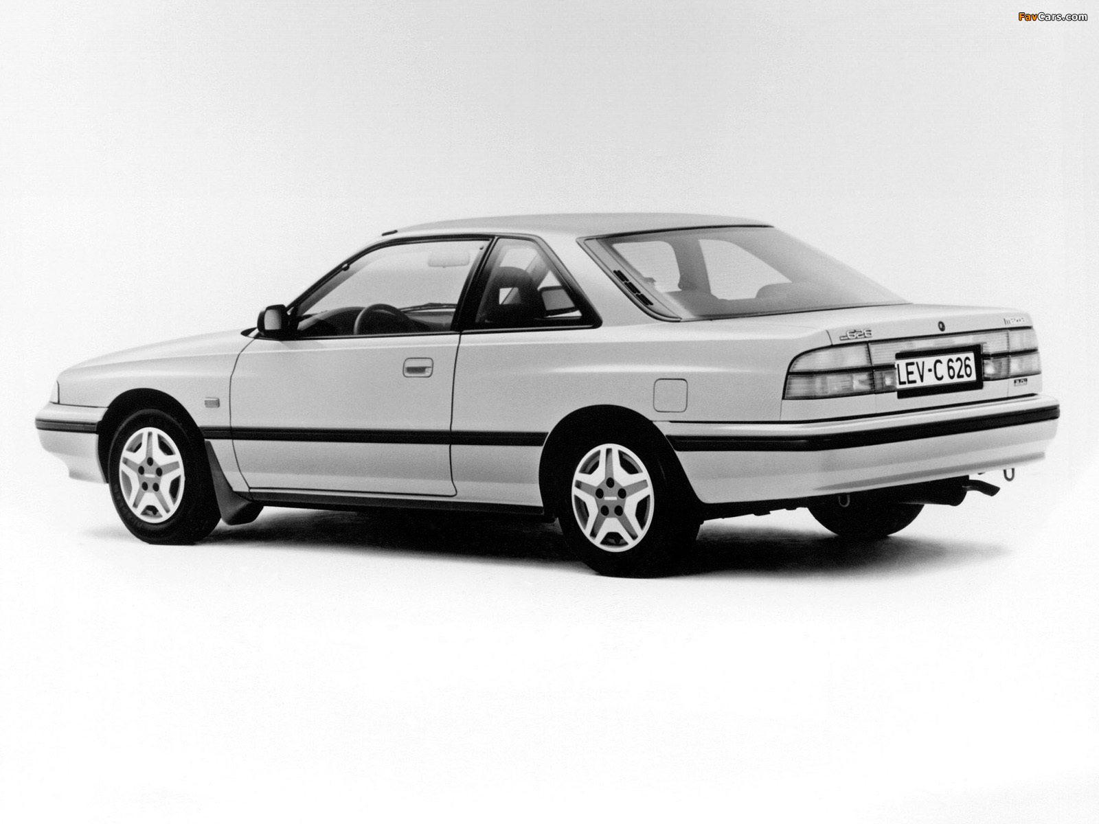 Mazda 626 Coupe (GD) 1987–91 images (1600 x 1200)