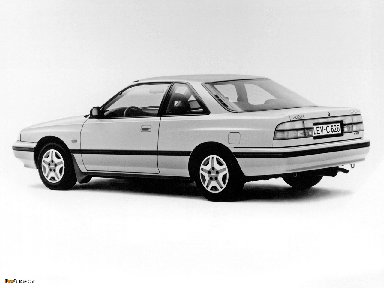 Mazda 626 Coupe (GD) 1987–91 images (1280 x 960)
