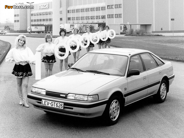 Mazda 626 Hatchback (GD) 1987–92 photos (640 x 480)