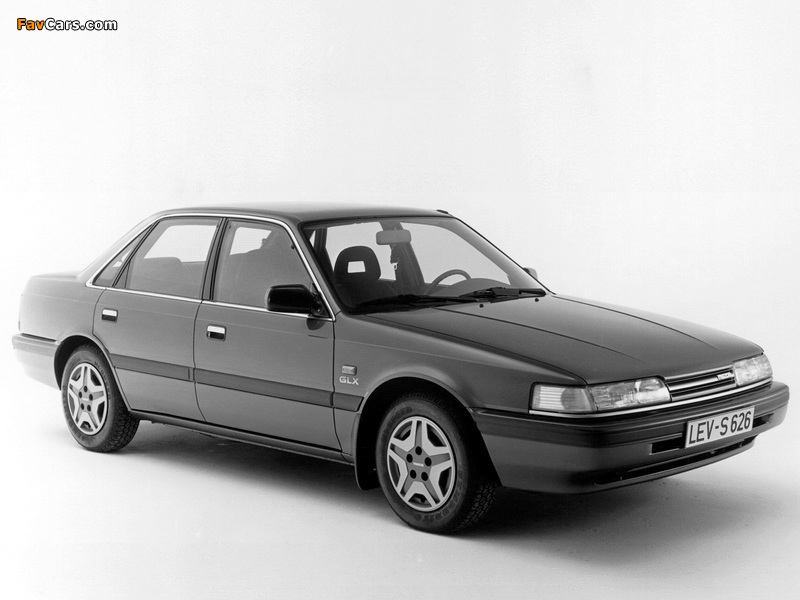 Mazda 626 Sedan (GD) 1987–92 wallpapers (800 x 600)