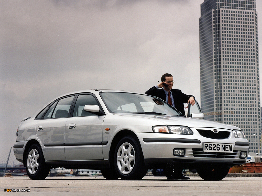 Mazda 626 Hatchback UK-spec (GF) 1997–2002 photos (1024 x 768)