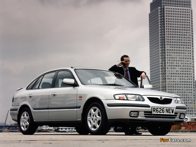Mazda 626 Hatchback UK-spec (GF) 1997–2002 photos (640 x 480)