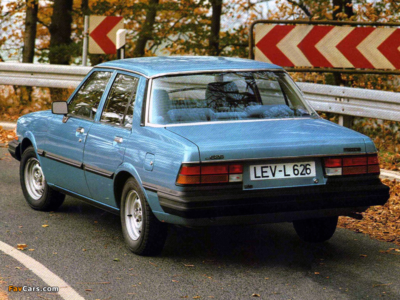 Photos of Mazda 626 Sedan (CB) 1980–82 (800 x 600)