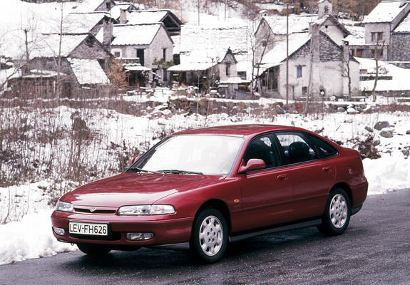 Photos of Mazda 626 Hatchback (GE) 1992–97