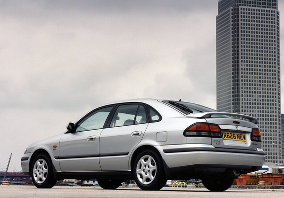 Pictures of Mazda 626 Hatchback UK-spec (GF) 1997–2002