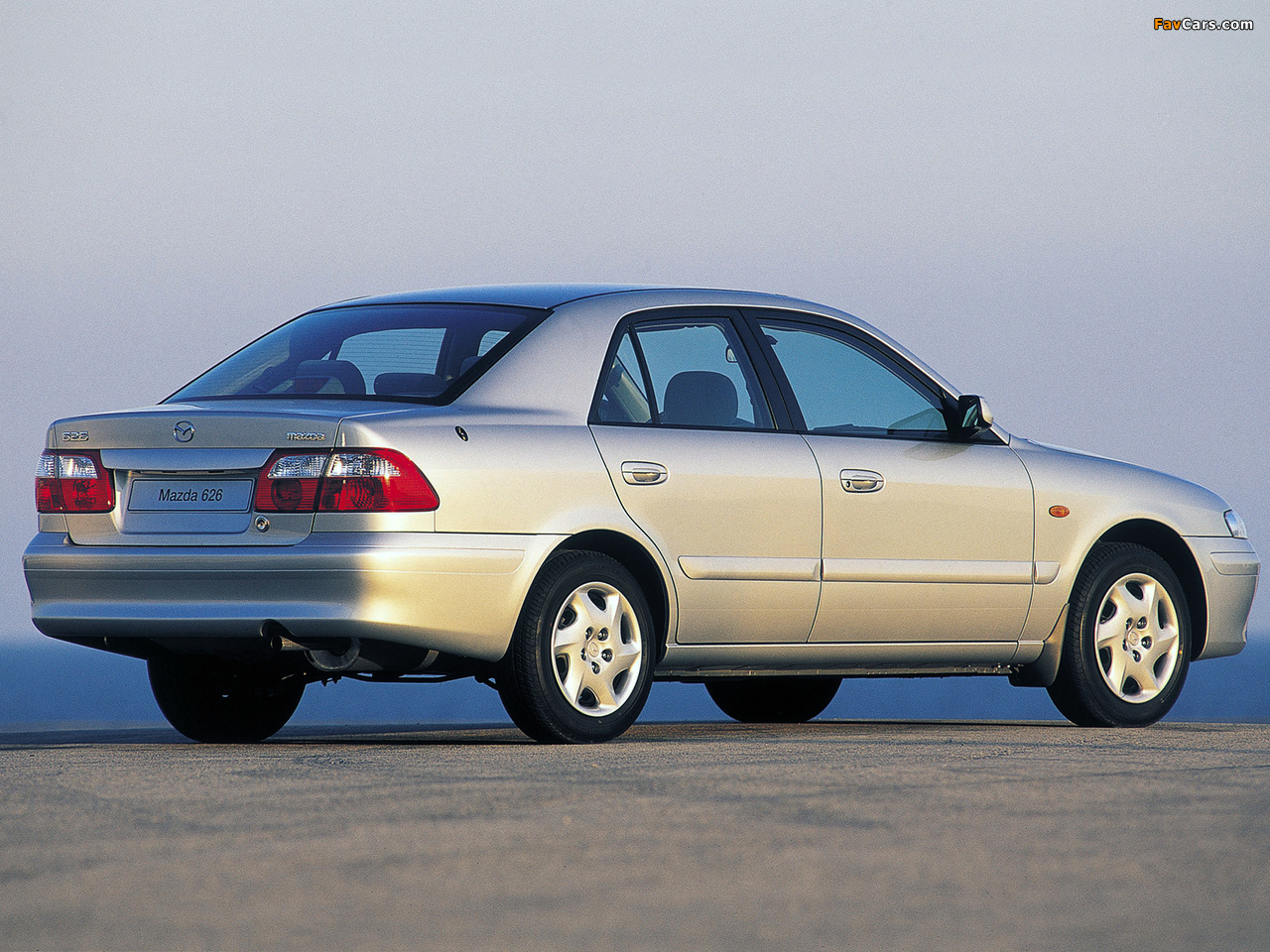 Pictures of Mazda 626 Sedan (GF) 1997–2002 (1280 x 960)