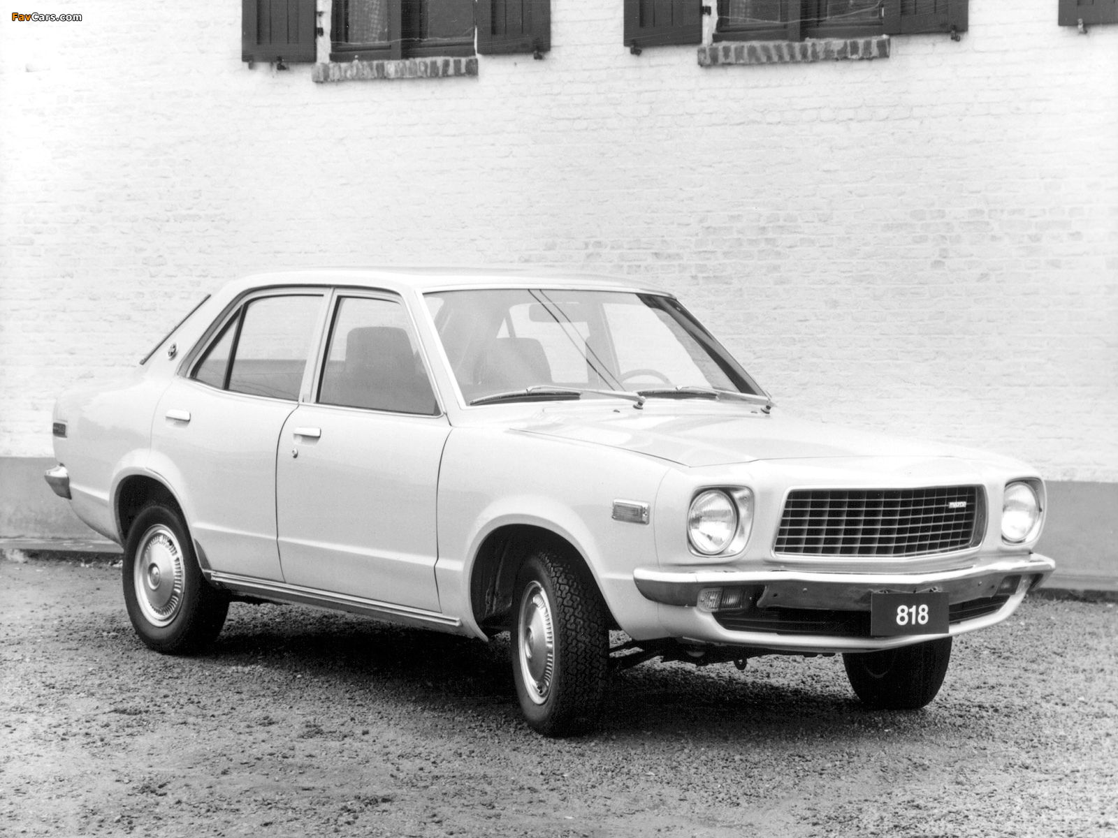 Mazda 818 Sedan 1974–77 wallpapers (1600 x 1200)
