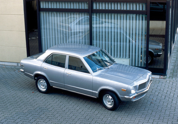 Photos of Mazda 818 Sedan 1974–77