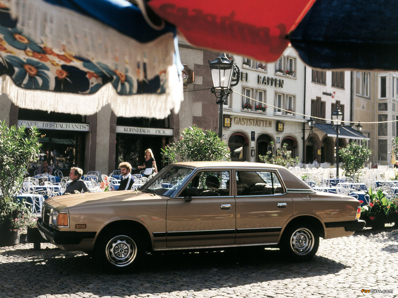 Mazda 929 L 1980–82 pictures (1280 x 960)