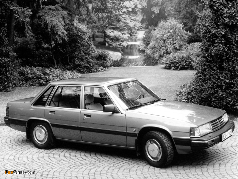 Mazda 929 1982–87 images (800 x 600)