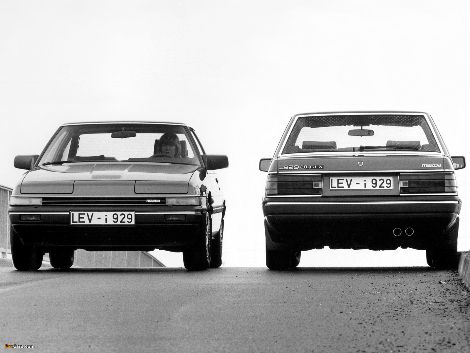 Mazda 929 Coupe & Sedan 1984 wallpapers (1600 x 1200)