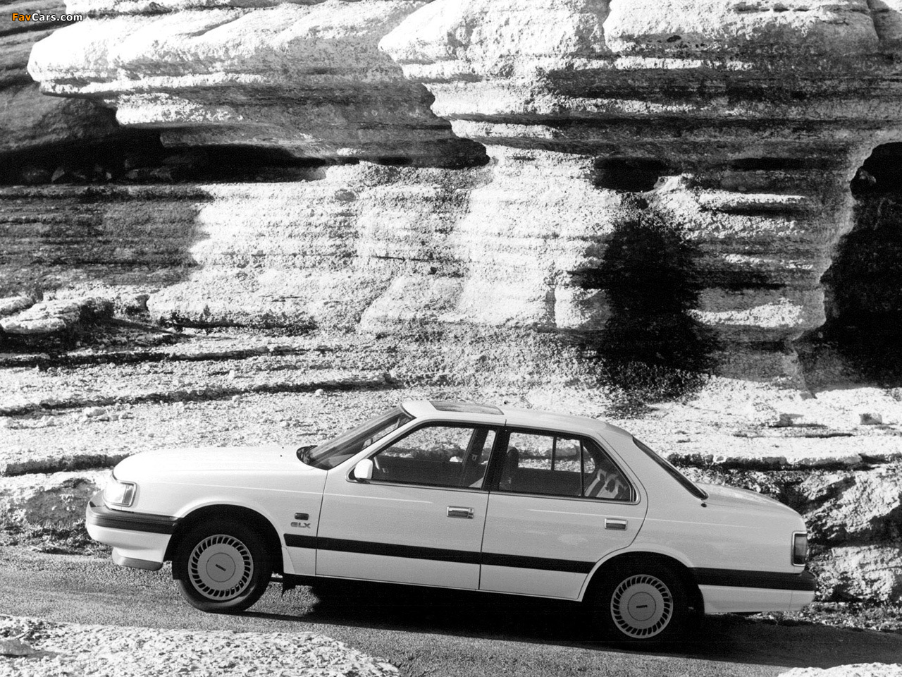 Mazda 929 1987–92 photos (1280 x 960)