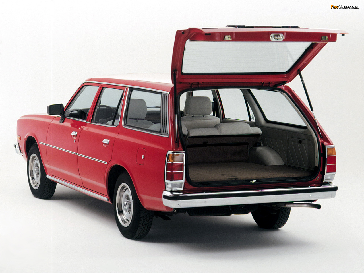 Pictures of Mazda 929 Station Wagon 1979–80 (1280 x 960)