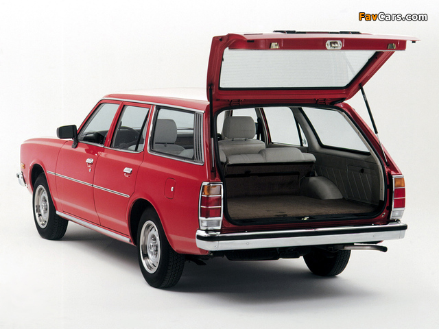 Pictures of Mazda 929 Station Wagon 1979–80 (640 x 480)