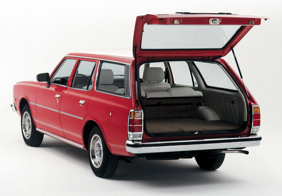 Pictures of Mazda 929 Station Wagon 1979–80