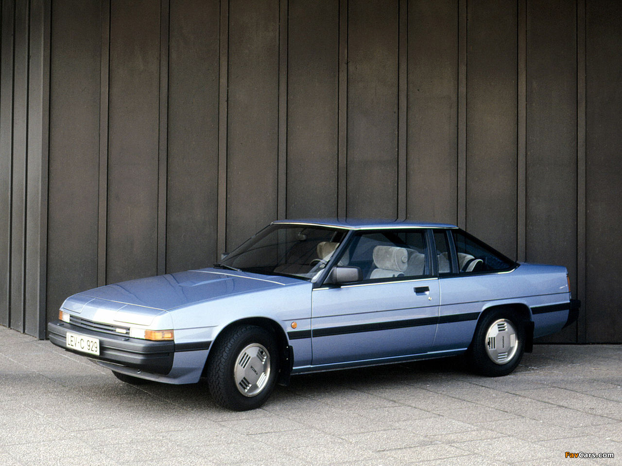 Pictures of Mazda 929 Coupe 1981–87 (1280 x 960)